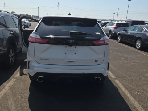 More photos of 2020 Ford Edge ST at Cassill Motors, IA