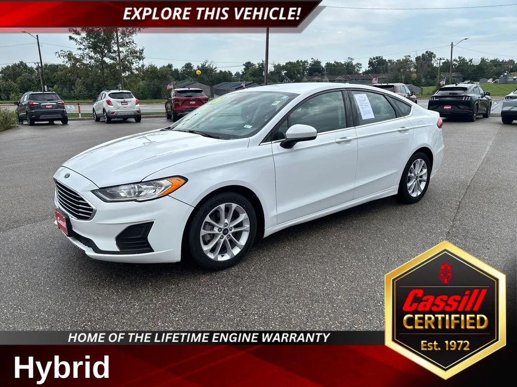 White 2020 Ford Fusion Hybrid SE for sale in Cedar Rapids, IA