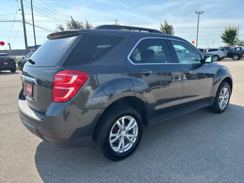 More photos of 2017 Chevrolet Equinox LT at Cassill Motors, IA
