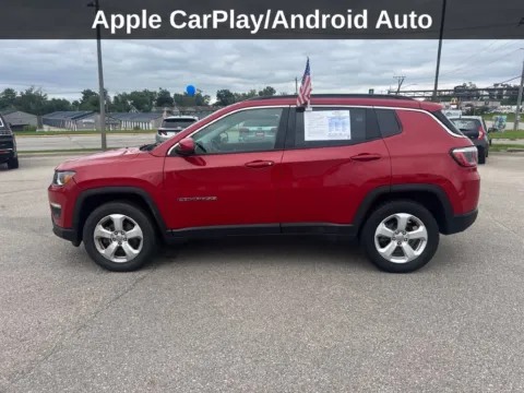 Photos of 2018 Jeep Compass Latitude for sale in Cedar Rapids, IA at Cassill Motors