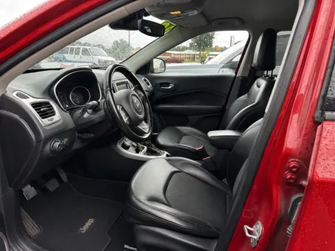 Photos of 2018 Jeep Compass Latitude for sale in Cedar Rapids, IA at Cassill Motors
