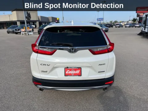 More photos of 2018 Honda CR-V Touring at Cassill Motors, IA