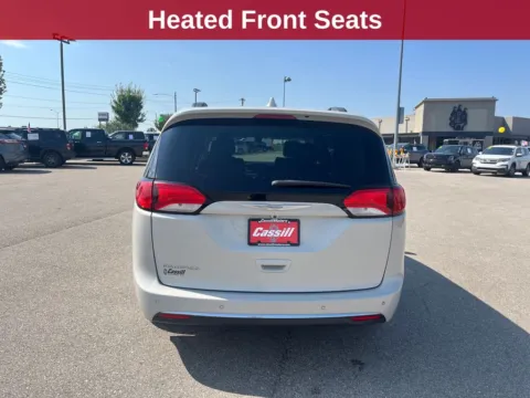 More photos of 2017 Chrysler Pacifica Touring L at Cassill Motors, IA