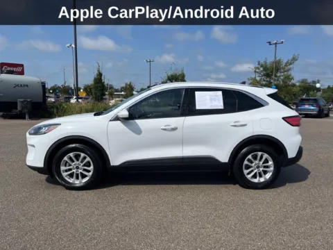 Photos of 2021 Ford Escape SE for sale in Cedar Rapids, IA at Cassill Motors