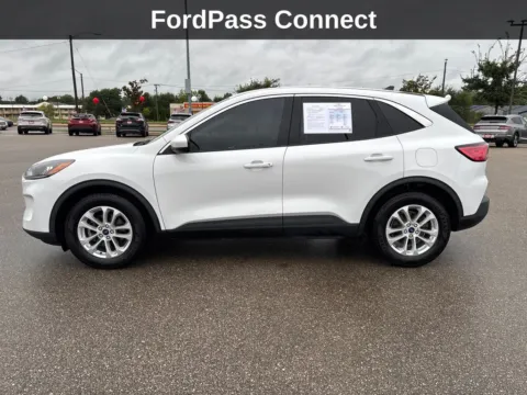Photos of 2020 Ford Escape SE for sale in Cedar Rapids, IA at Cassill Motors