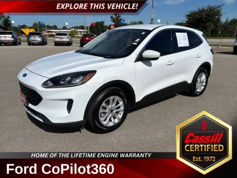 White 2020 Ford Escape SE for sale in Cedar Rapids, IA