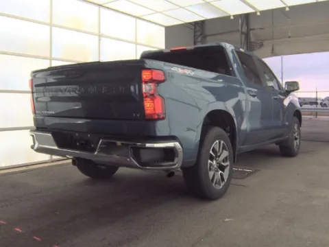 More photos of 2024 Chevrolet Silverado 1500 LT at Cassill Motors, IA