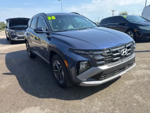 More photos of 2025 Hyundai Tucson SEL Convenience at Cassill Motors, IA