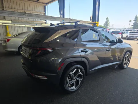 More photos of 2022 Hyundai Tucson SEL at Cassill Motors, IA