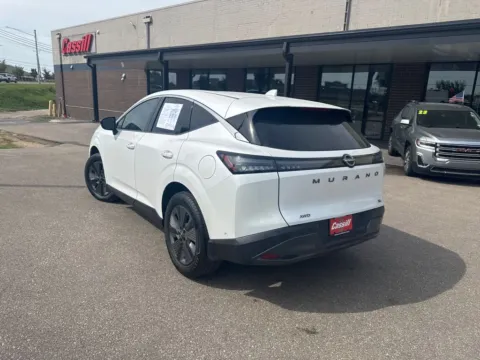 Photos of 2025 Nissan Murano SL for sale in Cedar Rapids, IA at Cassill Motors