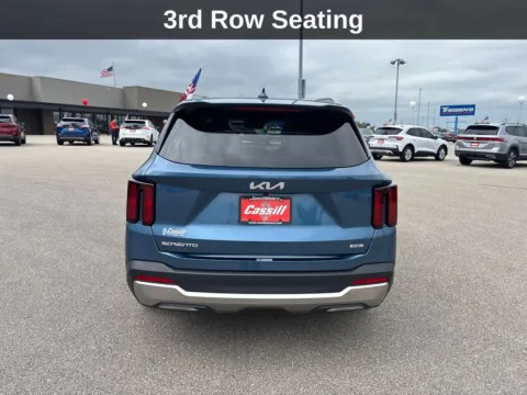 More photos of 2025 Kia Sorento Plug-In Hybrid EX at Cassill Motors, IA