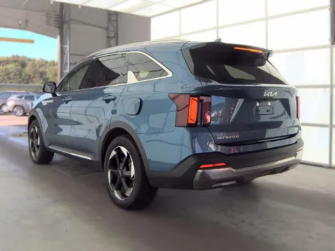 Photos of 2025 Kia Sorento Plug-In Hybrid EX for sale in Cedar Rapids, IA at Cassill Motors