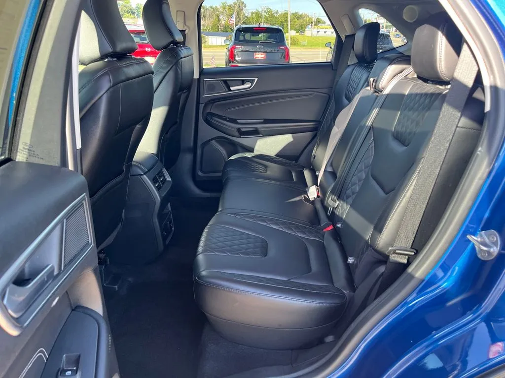 Ford Edge photo 29