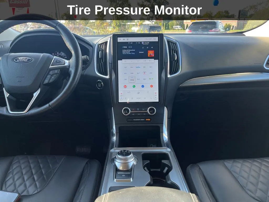 Ford Edge photo 24