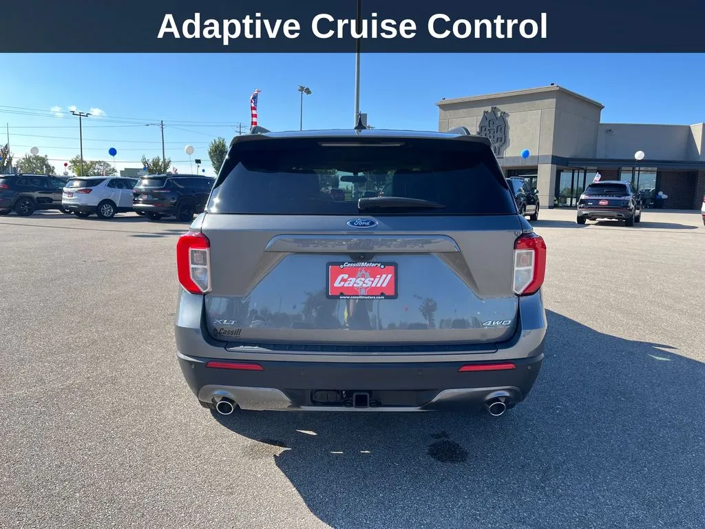 Ford Explorer photo 5