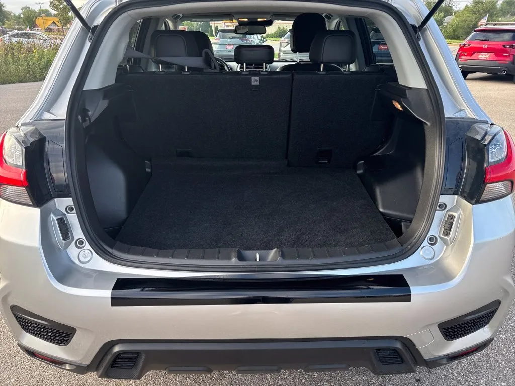 Mitsubishi Outlander Sport photo 27