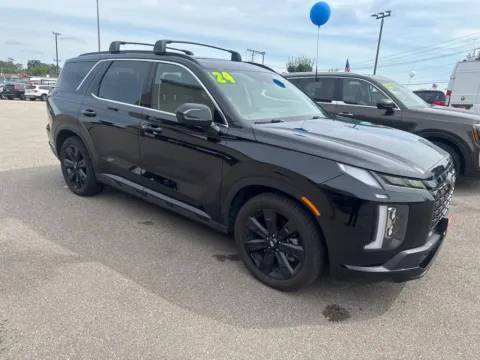 More photos of 2024 Hyundai Palisade XRT at Cassill Motors, IA