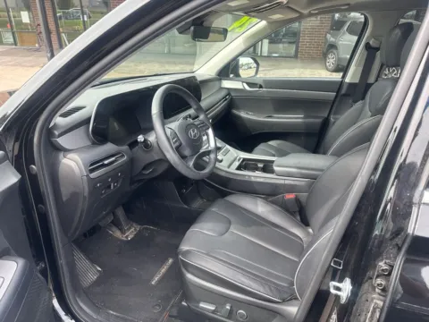More photos of 2024 Hyundai Palisade XRT at Cassill Motors, IA