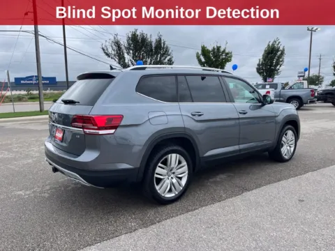 More photos of 2019 Volkswagen Atlas 3.6L V6 SE at Cassill Motors, IA