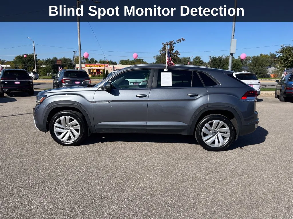 Volkswagen Atlas Cross Sport photo 2