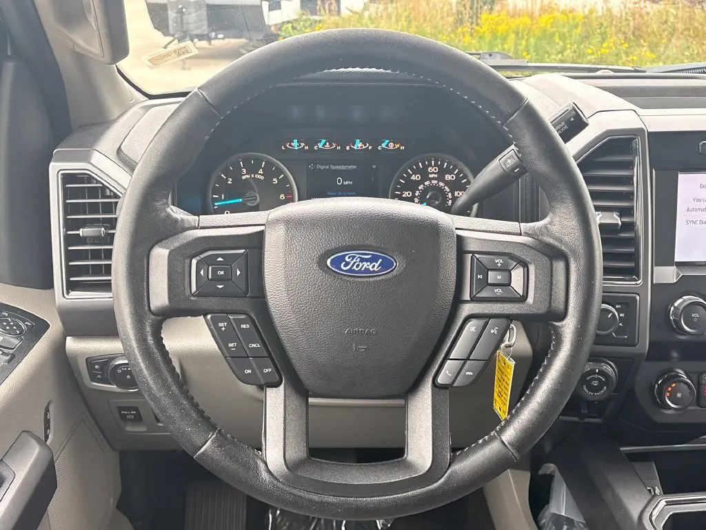 Ford F-150 photo 17