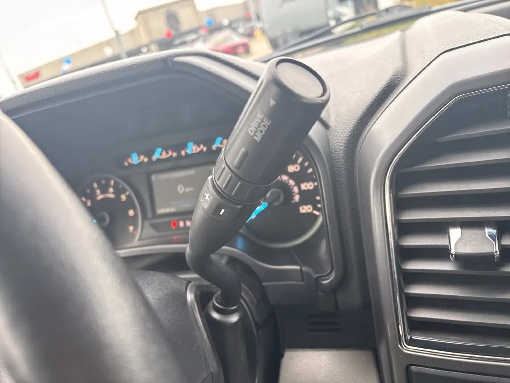 Ford F-150 photo 22
