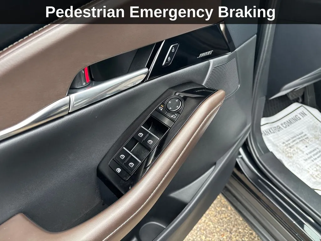 Mazda CX-30 photo 15