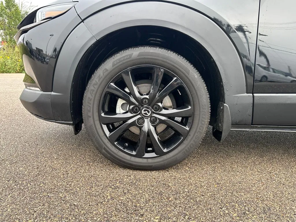Mazda CX-30 photo 31