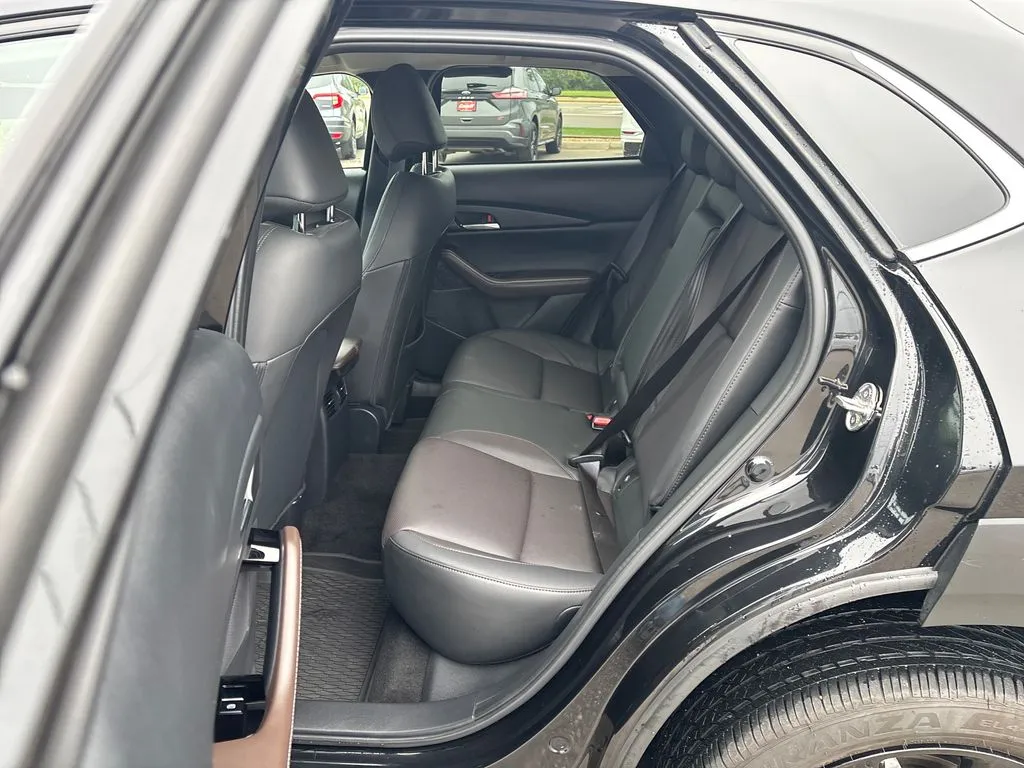 Mazda CX-30 photo 29