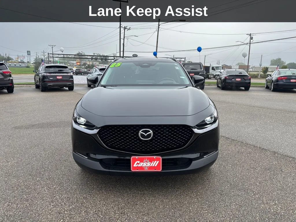 Mazda CX-30 photo 10