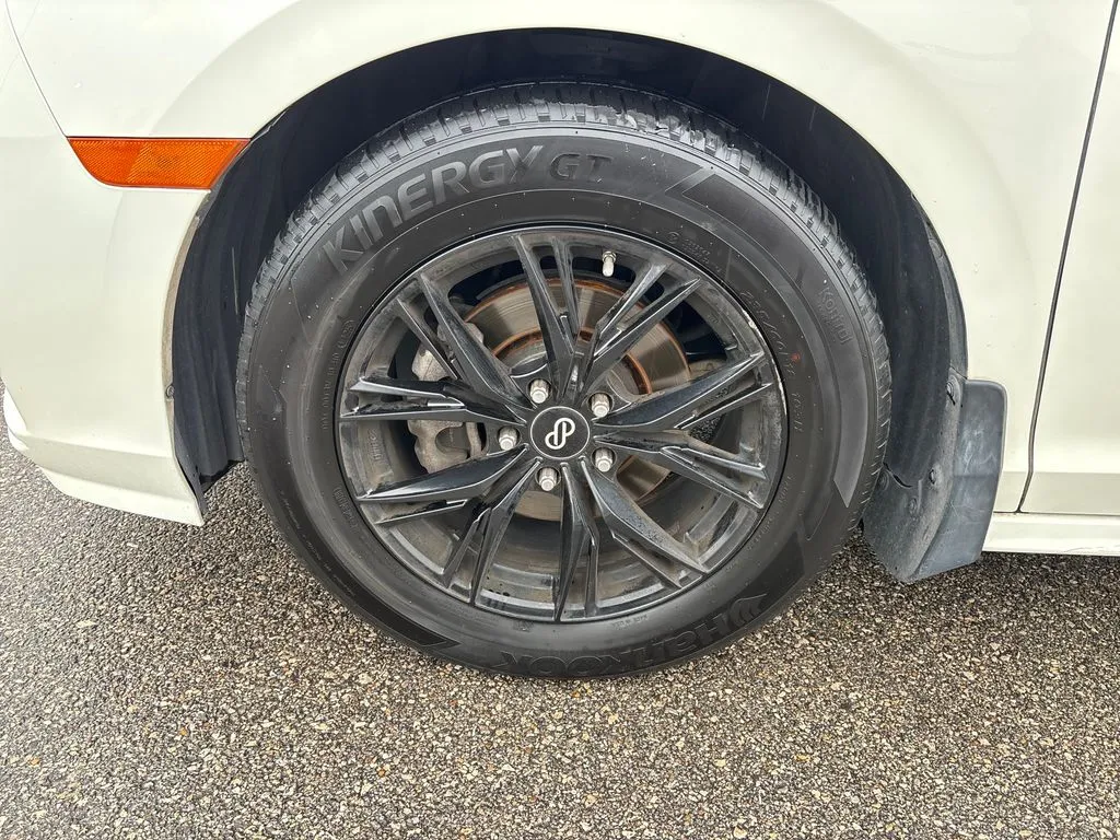 Honda Odyssey photo 32