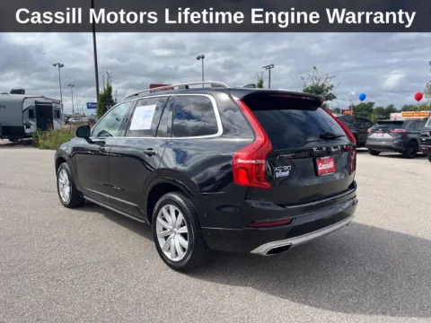 Another view of 2018 Volvo XC90 T6 Momentum for sale in Cedar Rapids, IA at Cassill Motors