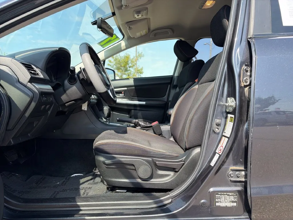Subaru Crosstrek photo 12