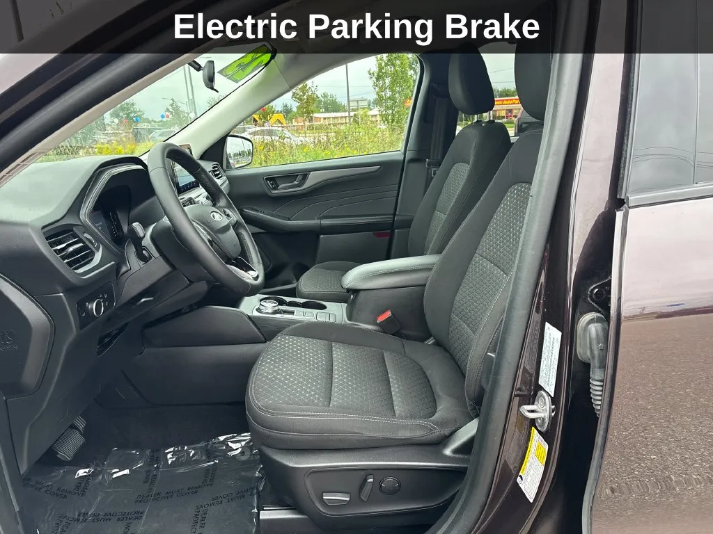 Ford Escape photo 12