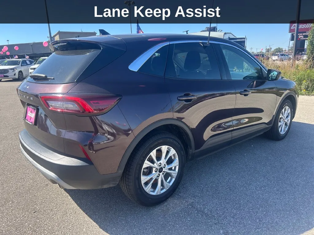 Ford Escape photo 6