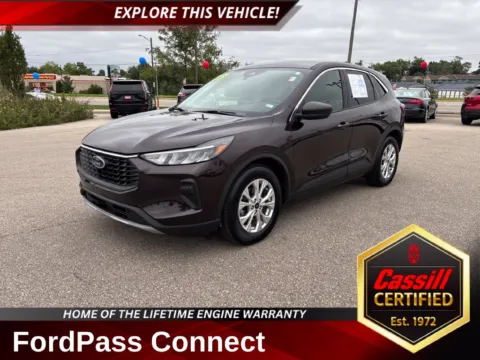 Red 2023 Ford Escape Active for sale in Cedar Rapids, IA
