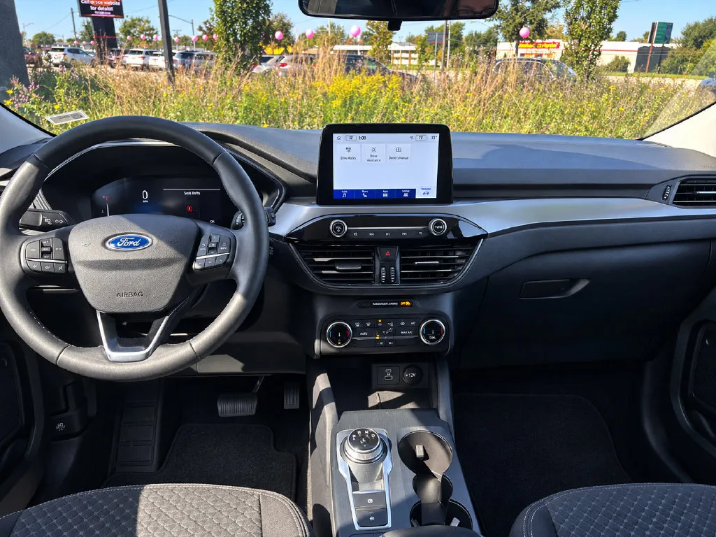 Ford Escape photo 15