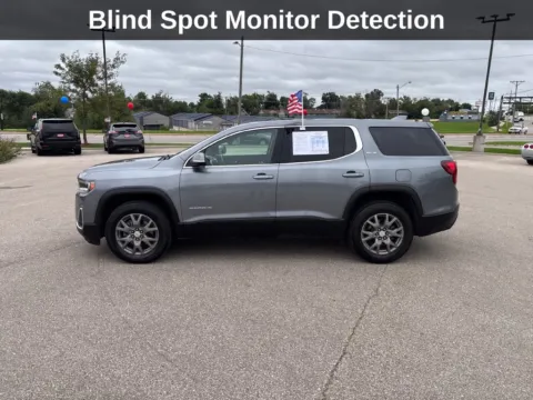 Photos of 2021 GMC Acadia SLE for sale in Cedar Rapids, IA at Cassill Motors