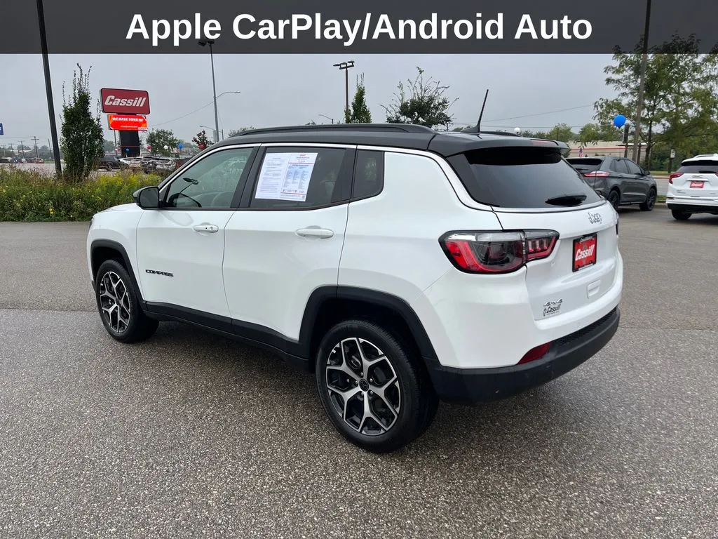 Jeep Compass photo 3