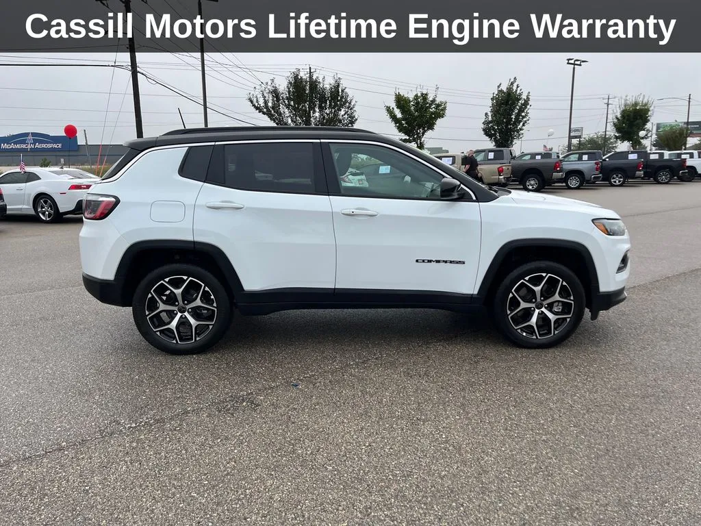 Jeep Compass photo 8