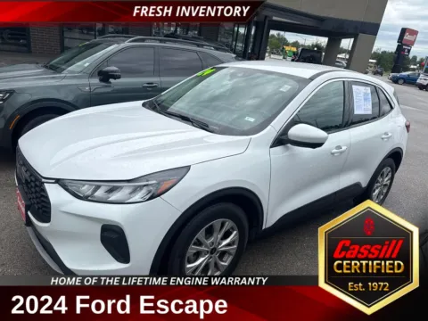 White 2024 Ford Escape Active for sale in Cedar Rapids, IA