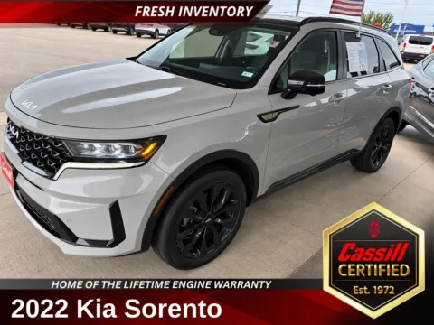 Gray 2022 Kia Sorento SX-Prestige for sale in Cedar Rapids, IA
