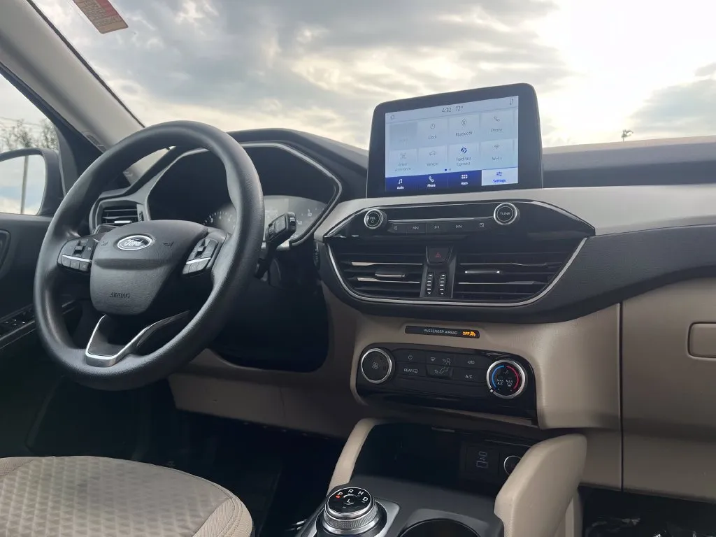 Ford Escape photo 22