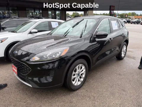 Photos of 2021 Ford Escape SE for sale in Cedar Rapids, IA at Cassill Motors