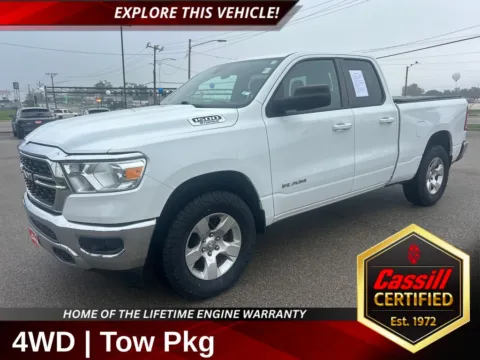 White 2022 Ram 1500 Big Horn/Lone Star for sale in Cedar Rapids, IA