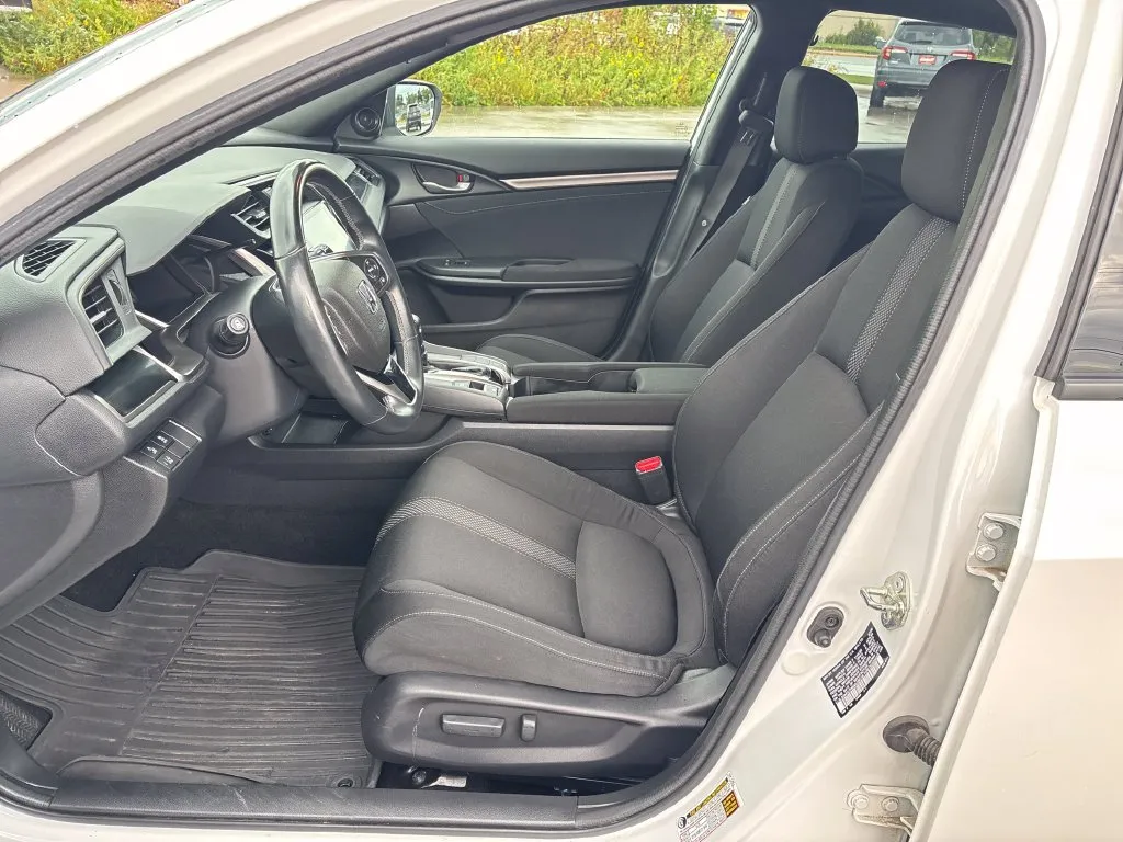 Honda Civic photo 12