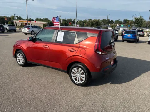 More photos of 2021 Kia Soul LX at Cassill Motors, IA