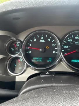 More photos of 2013 Chevrolet Silverado 1500 LT at Cassill Motors, IA