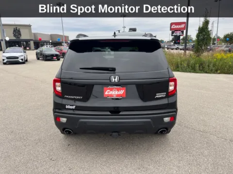 More photos of 2020 Honda Passport Touring at Cassill Motors, IA