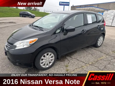 Black 2016 Nissan Versa Note SV for sale in Cedar Rapids, IA